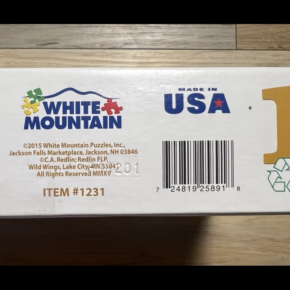 24x30-“TRIMMING THE TREE" 1000 Piece White Mountain Puzzle 2015 by Terry Redl - Picture 6 of 9